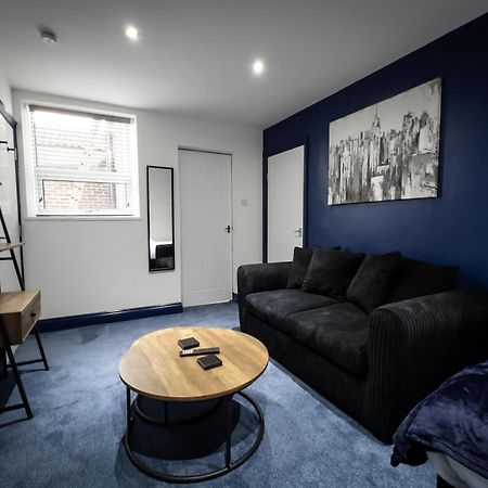Newly Refurbished 6 Person En-Suite Apartment Tyne & Wear Newcastle Upon Tyne Killingworth Exterior foto